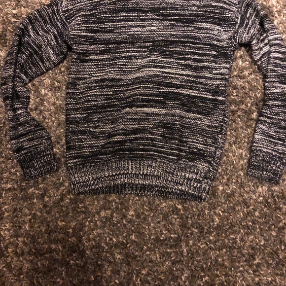 Obey Propaganda Sweater - Picture 4 of 7